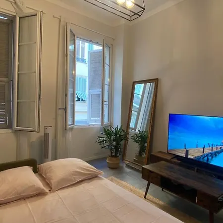 Magnifique Duplex - Centre Medecin Apartment